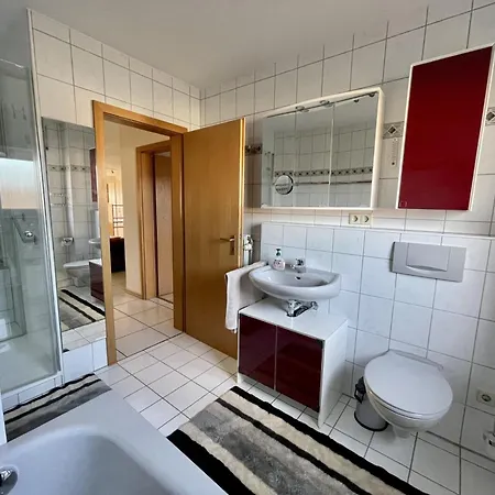 Grosszuegige Und Romantische Wellnessoase Mit Privater Sauna In Ruhiger Lage * Karlsbad