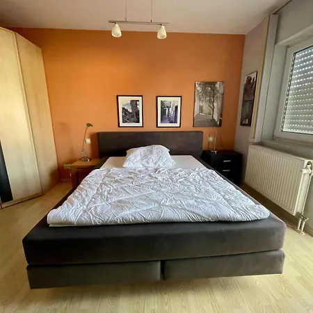 Grosszuegige Und Romantische Wellnessoase Mit Privater Sauna In Ruhiger Lage Karlsbad