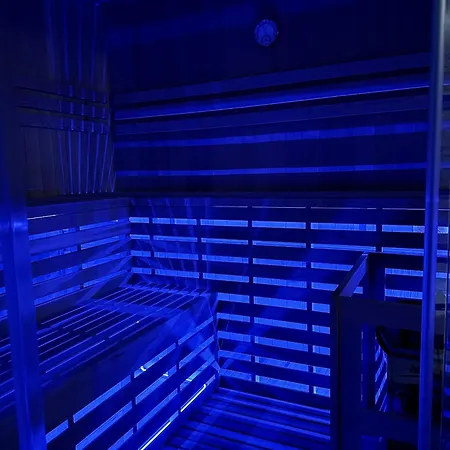 Grosszuegige Und Romantische Wellnessoase Mit Privater Sauna In Ruhiger Lage *