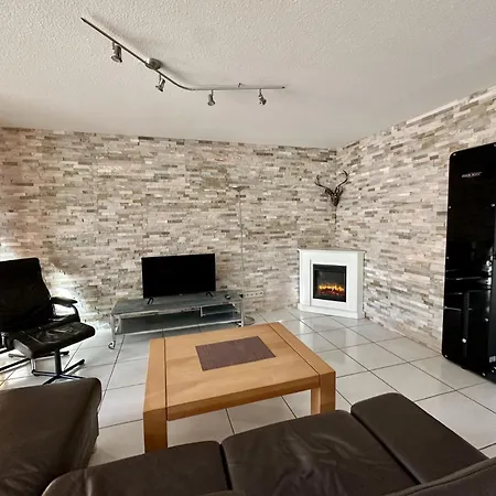 Grosszuegige Und Romantische Wellnessoase Mit Privater Sauna In Ruhiger Lage Apartment Karlsbad