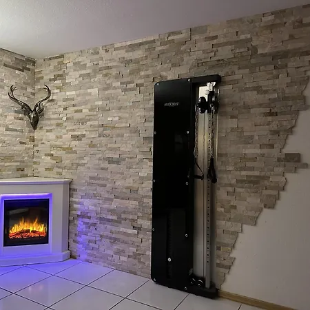 Grosszuegige Und Romantische Wellnessoase Mit Privater Sauna In Ruhiger Lage