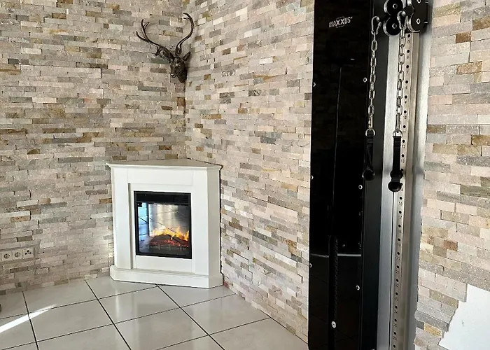 Grosszuegige Und Romantische Wellnessoase Mit Privater Sauna In Ruhiger Lage *